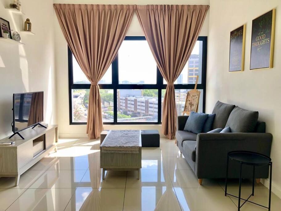 Cozy Mayfair Homestay Пучонг Экстерьер фото