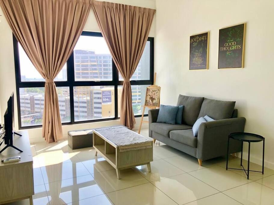 Cozy Mayfair Homestay Пучонг Экстерьер фото