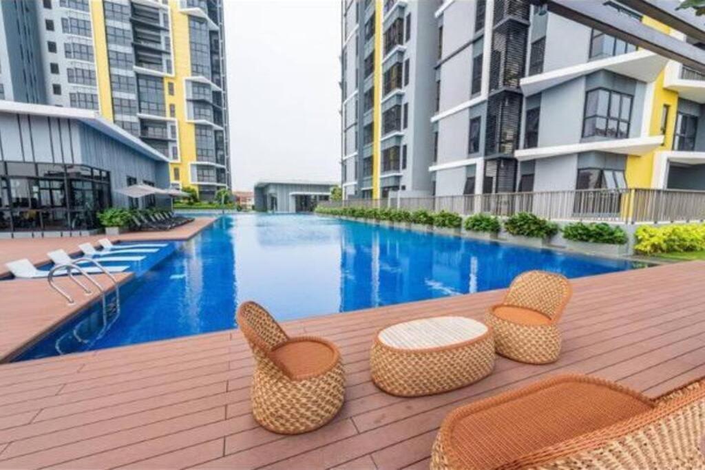 Cozy Mayfair Homestay Пучонг Экстерьер фото