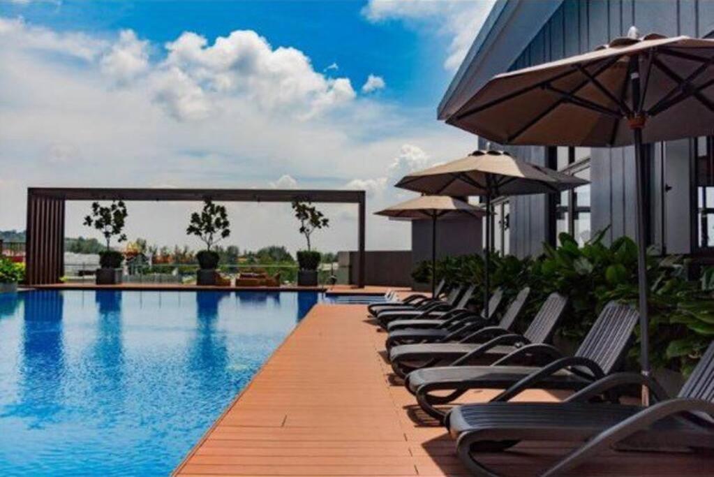 Cozy Mayfair Homestay Пучонг Экстерьер фото